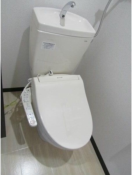トイレ　ウォシュレット設置済みです！