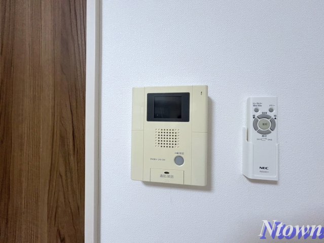 セキュリティ　モニター付きです。