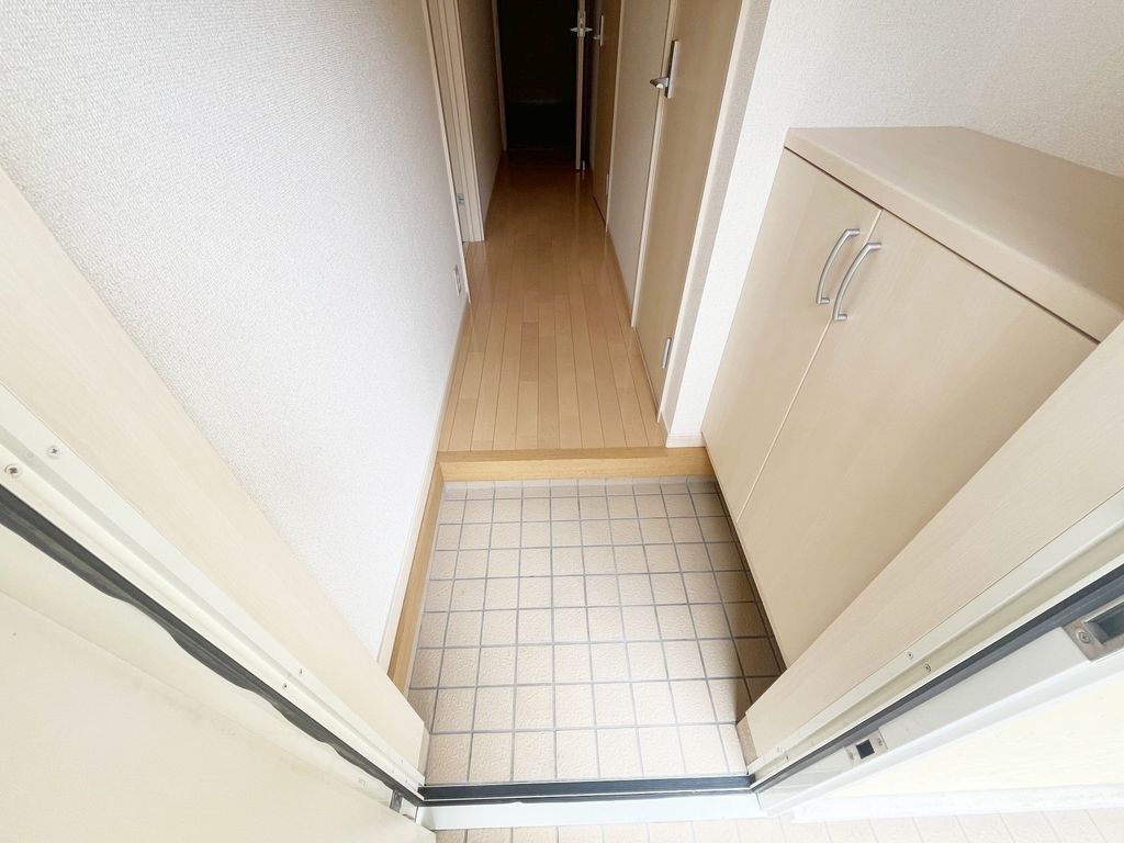 玄関　★お問い合わせはタウンハウジングまで★