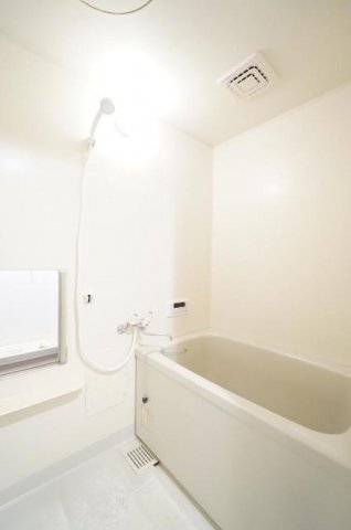 バス・シャワールーム　日々の暮らしに欠かせないお風呂です