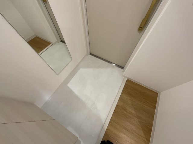 玄関　広くてキレイな玄関です♪