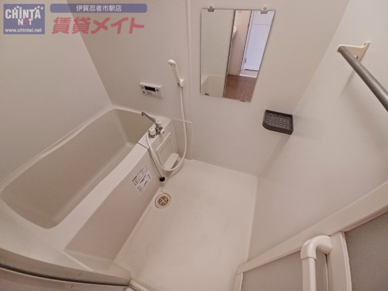 バス・シャワールーム　同物件別室反転タイプ画像