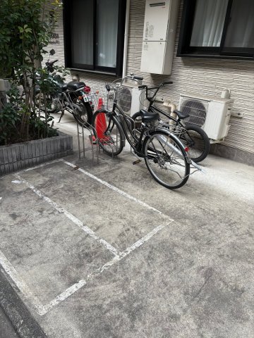 その他　バイク置き場