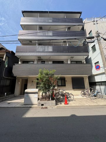 エントランス　外観もきれいです