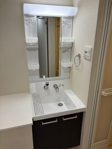 洗面設備　広い洗面スペース