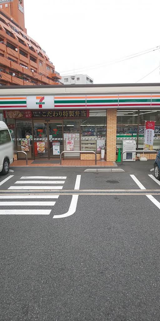 コンビニ　セブンイレブン 墨田向島5丁目店（コンビニ）まで229m