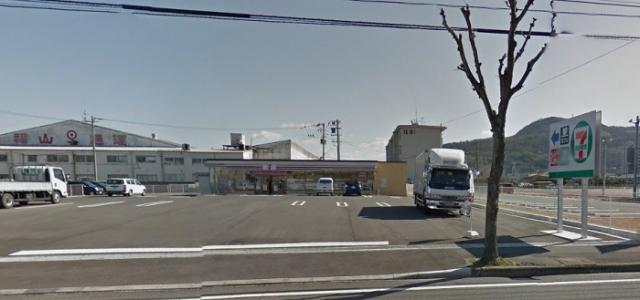 コンビニ　セブンイレブン香川労働基準会館前（コンビニ）まで325m