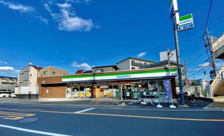 コンビニ　ファミリーマート 寝屋川池田本町店（コンビニ）まで342m