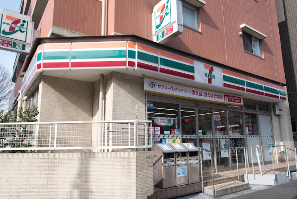 コンビニ　セブンイレブン北区王子神谷駅南店（コンビニ）まで508m