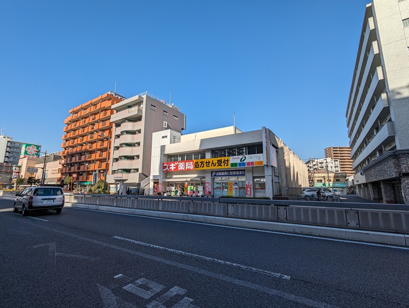 ドラックストア　スギ薬局 御幣島店（ドラッグストア）まで441m
