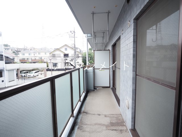 バルコニー　洗濯物も干しやすいバルコニーです
