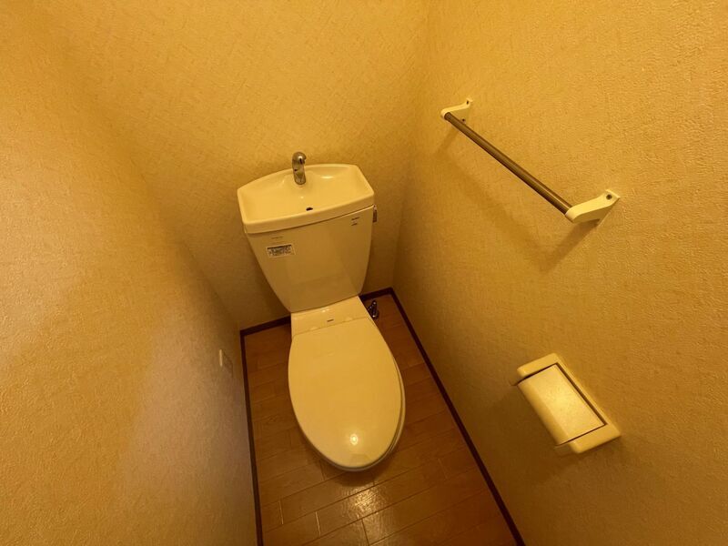 トイレ　シンプルなトイレ！