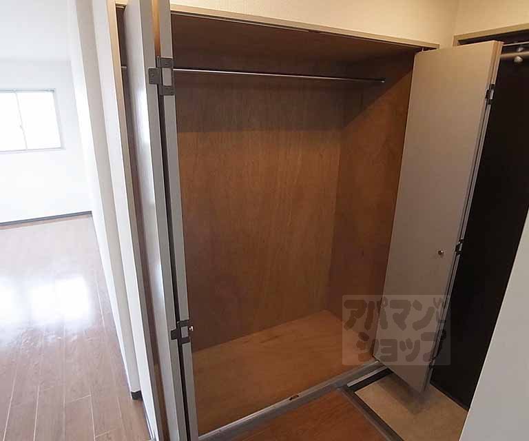 収納　クローゼット