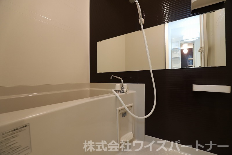 バス・シャワールーム　※別部屋参考資料の為、現状を優先します。
