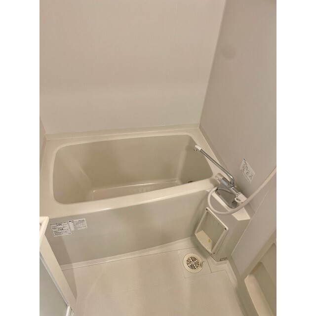 バス・シャワールーム　※別部屋の参考写真です。