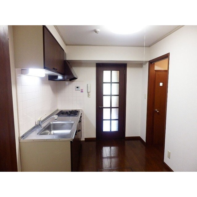 キッチン　※別部屋参考写真です