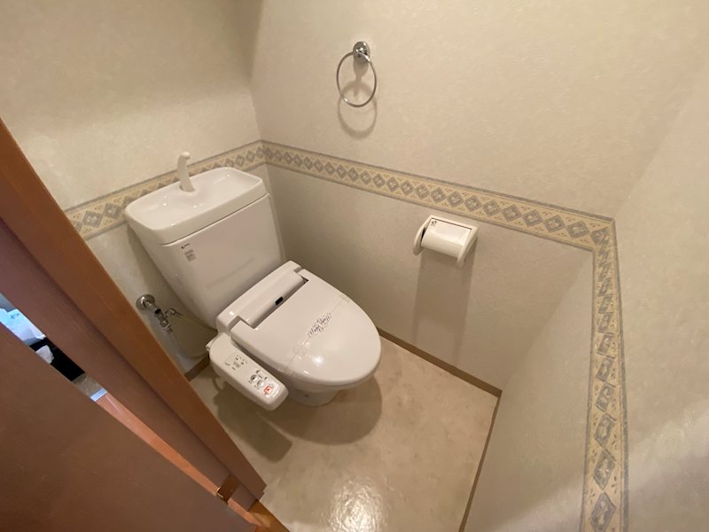 トイレ　同タイプ参考写真（503）
