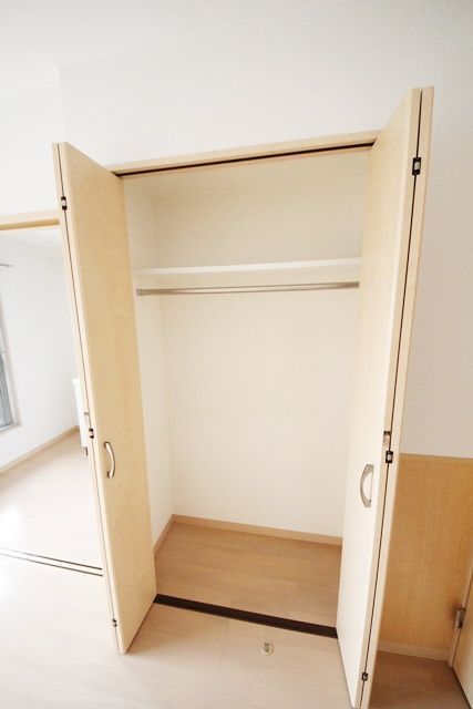 収納　同物件別部屋写真