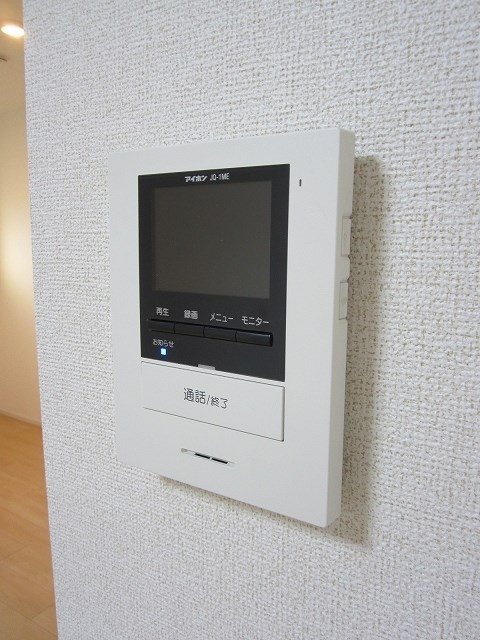 セキュリティ　モニター付きインターホン