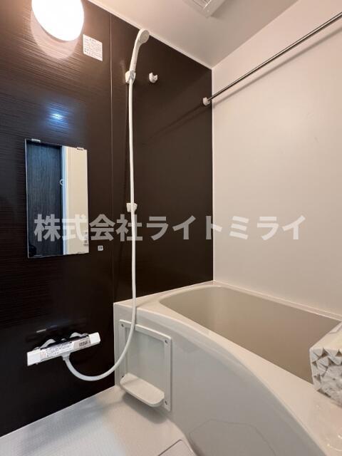 バス・シャワールーム　?