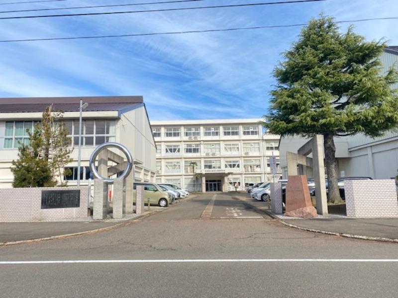 高校・高専　新潟県立高田北城高等学校（高校・高専）まで285m