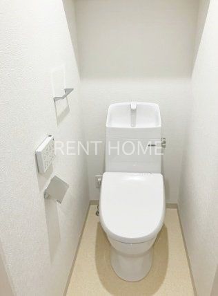 トイレ　ウォシュレット付き