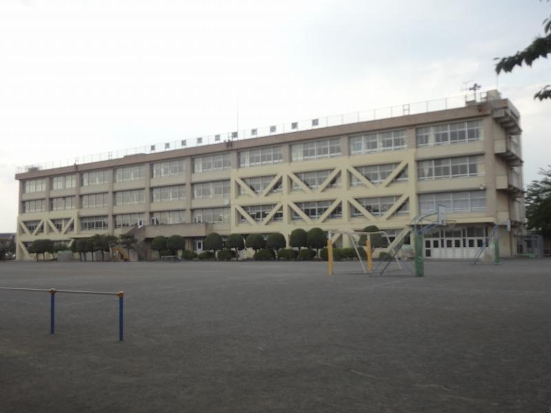 小学校　東大和市立第十小学校（小学校）まで194m