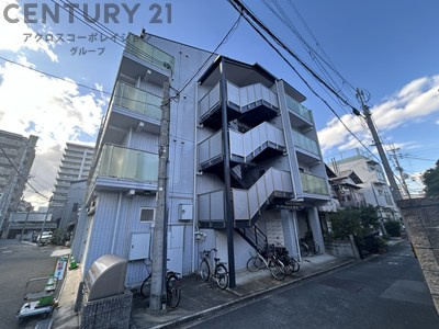 建物外観　居住者専用のごみ置き場があります♪