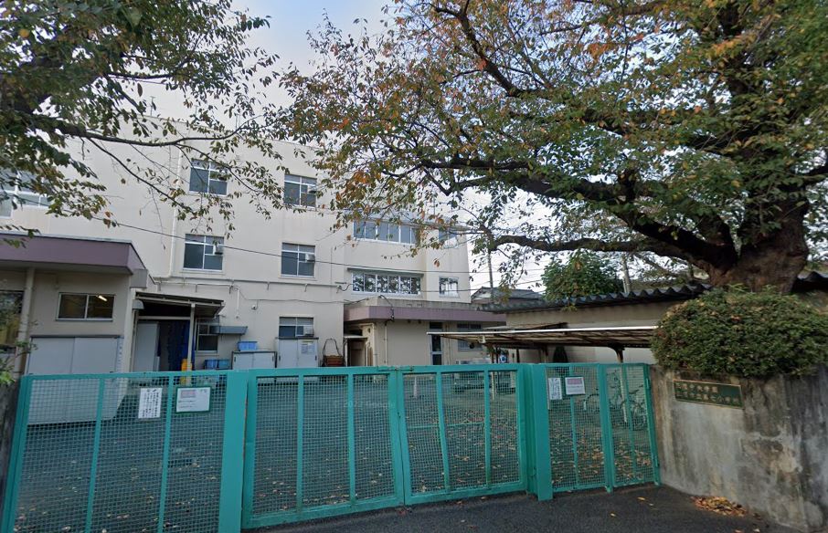 小学校　三鷹市立第七小学校（小学校）まで454m