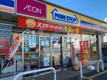 コンビニ　ミニストップ浦安猫実2丁目店（コンビニ）まで180m