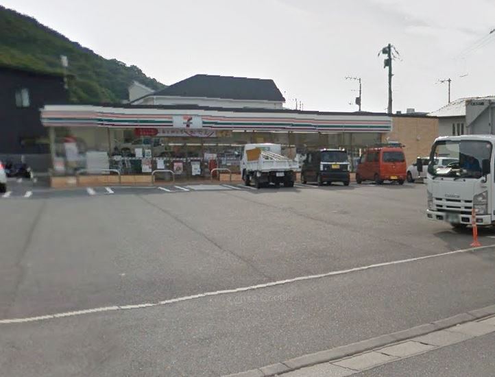 コンビニ　セブンイレブン 広島安浦北店（コンビニ）まで1373m