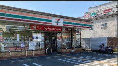 コンビニ　セブンイレブン西宮ガーデンズ北口店（コンビニ）まで297m