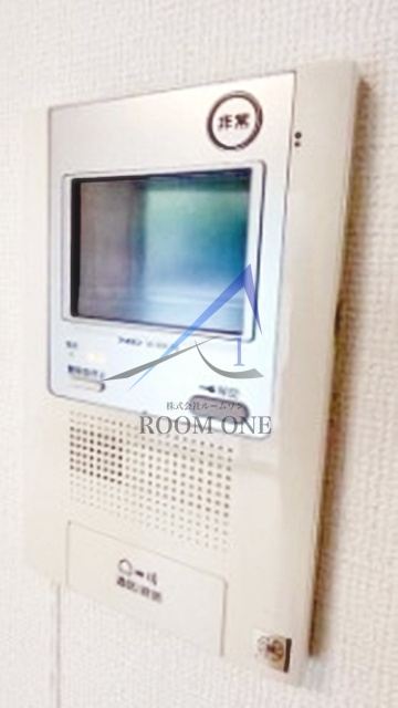 セキュリティ　モニター付きインターホンです。