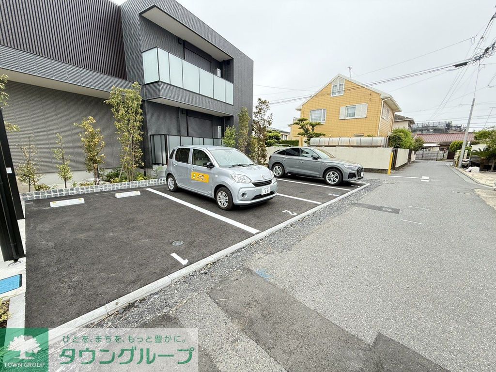 駐車場　駐車場