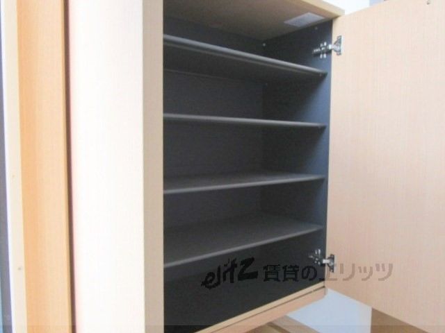 その他設備　下駄箱