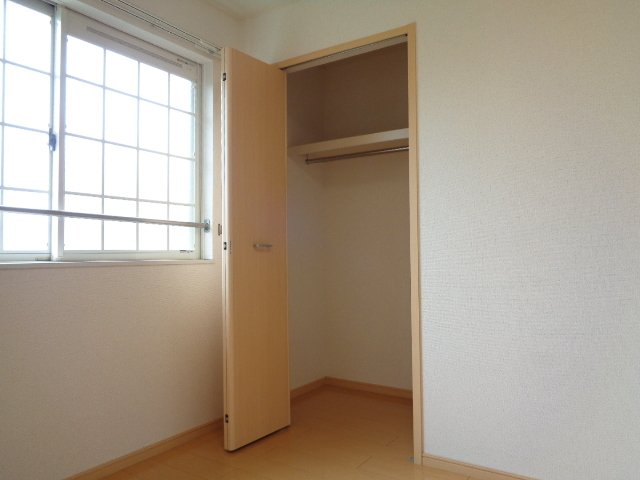 収納　たっぷりとした収納スペースです