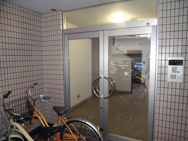 セキュリティ　オートロック付です。