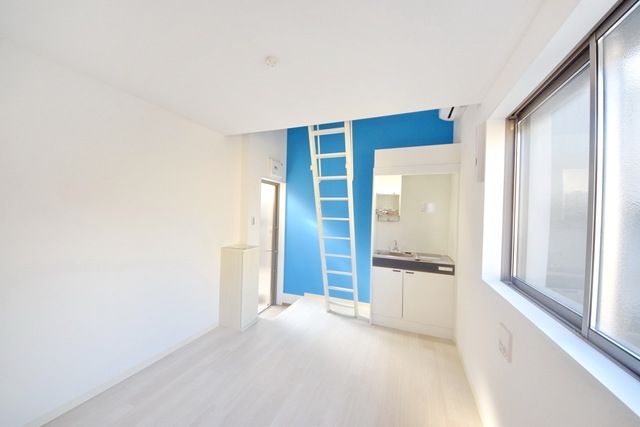 居室・リビング　★5帖の洋室★