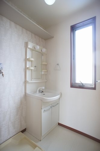 洗面設備　※同建物の別部屋参照