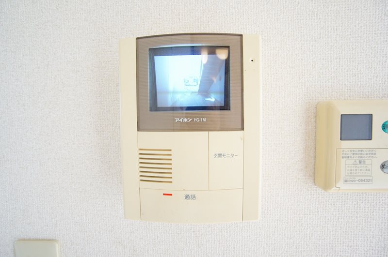 セキュリティ　来訪者を室内から確認出来るテレビモニターホン
