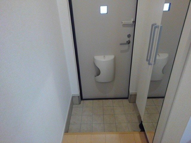 玄関　図面と現状に相違がある場合には現状を優先