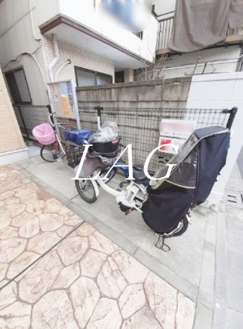 その他共有部分　自転車置き場です。