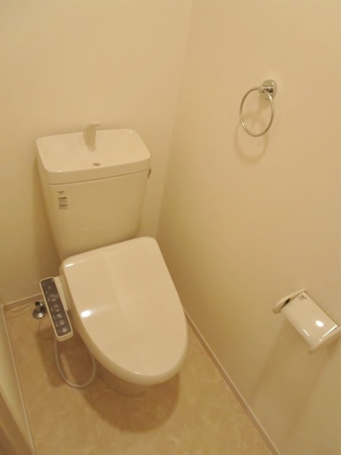 トイレ　参考写真