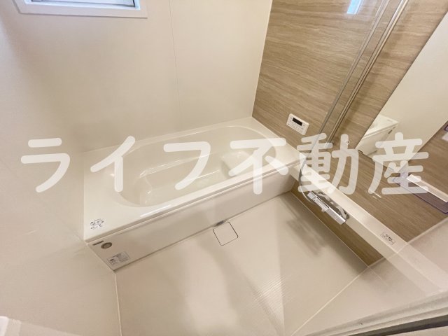 バス・シャワールーム　お風呂で日々の疲れを落としましょう