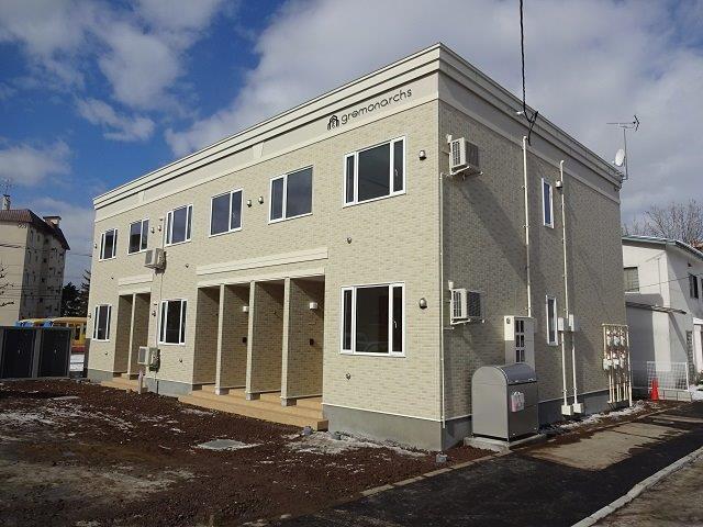 建物外観　外観写真（昼）