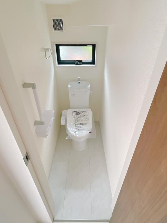 トイレ　トイレは１階と２階にあります