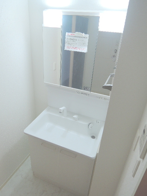 洗面設備　忙しい朝にも便利なシャンプードレッサー