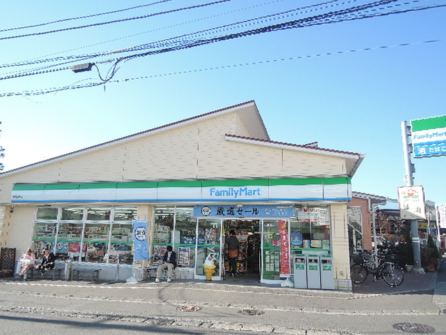 コンビニ　ファミリーマート今宿西町店（コンビニ）まで81m