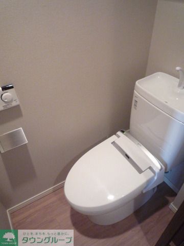 トイレ　トイレはウォシュレット付き☆