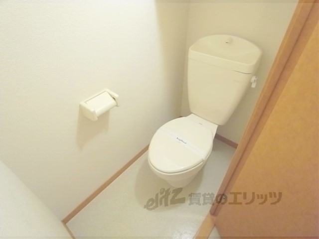 トイレ　シンプルでキレイなトイレです。